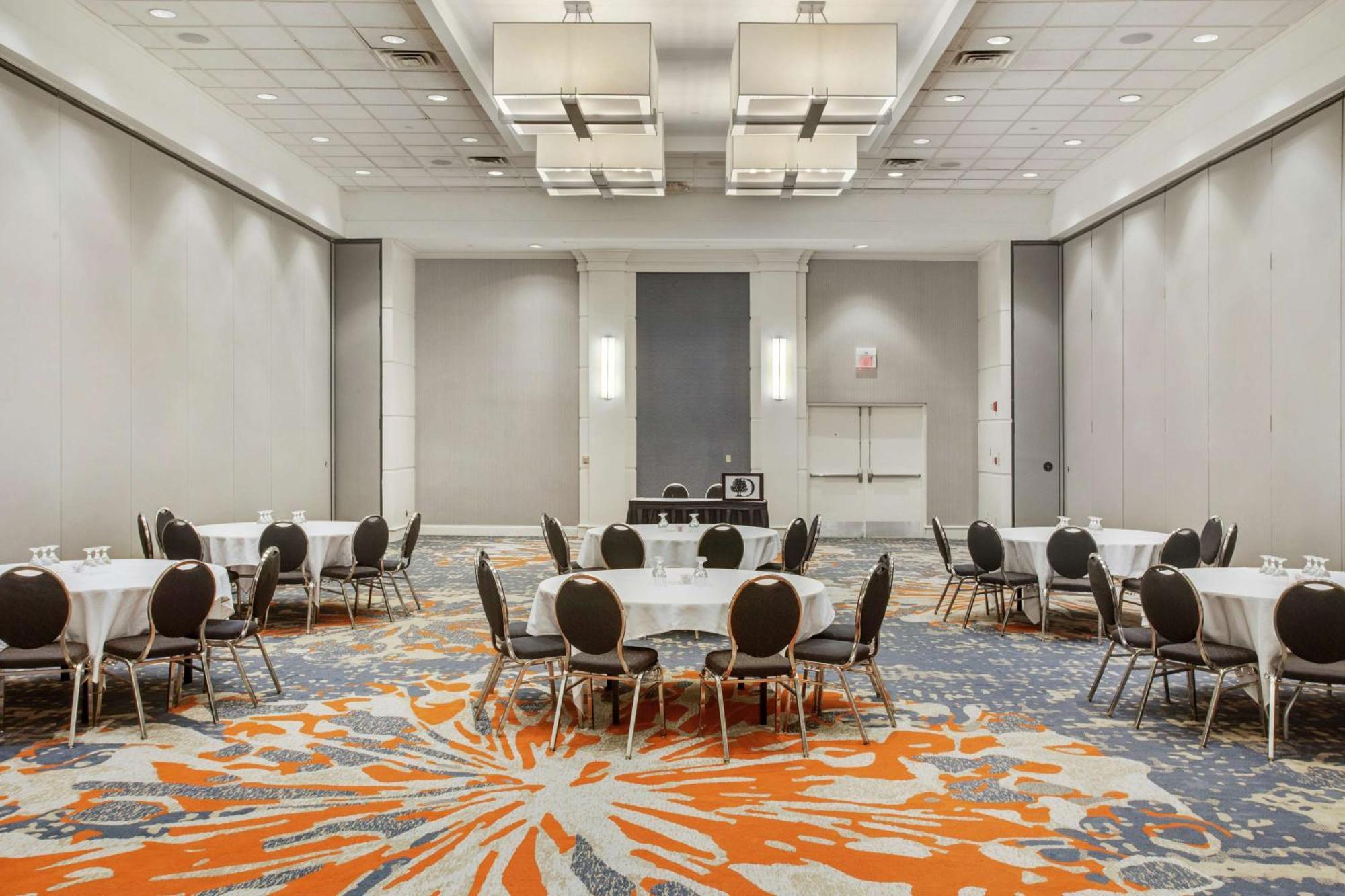 Doubletree By Hilton Little Rock Otel Dış mekan fotoğraf