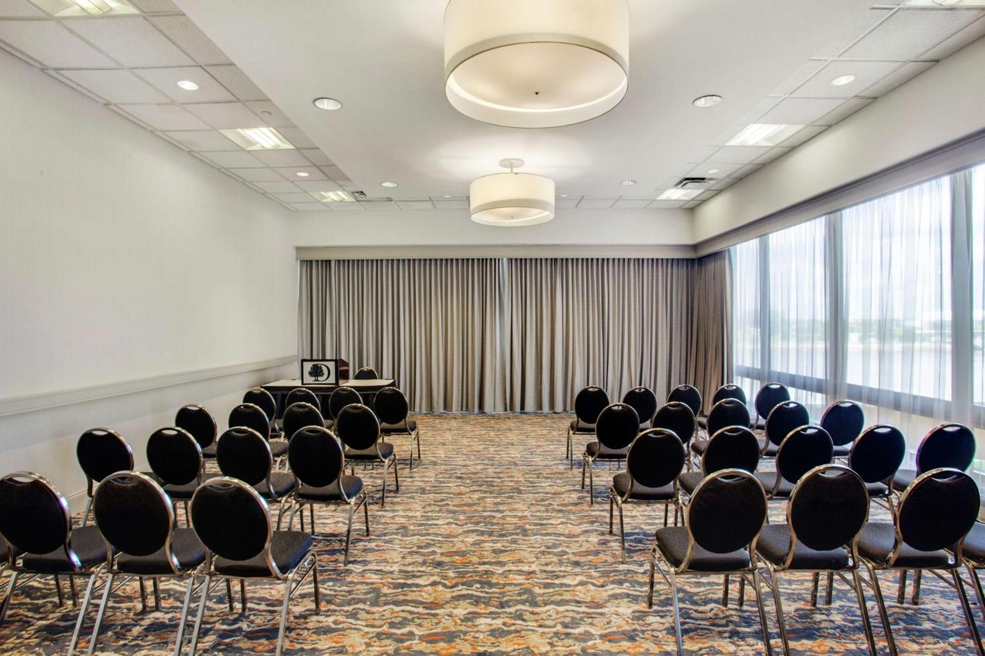Doubletree By Hilton Little Rock Otel Dış mekan fotoğraf