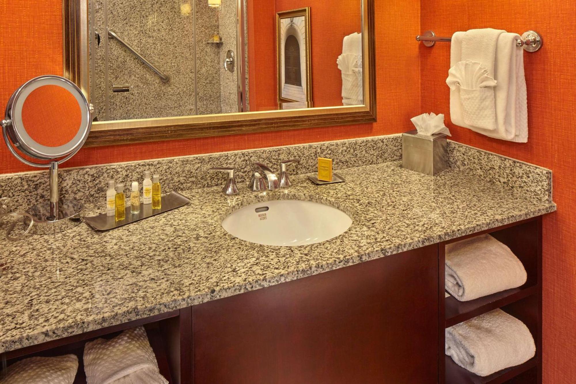 Doubletree By Hilton Little Rock Otel Dış mekan fotoğraf